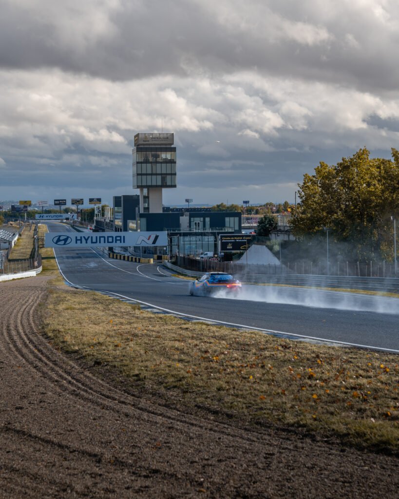 El Jarama bajo la lluvia durante la Fernando Alonso SpeedXperience en el Circuito del Jarama